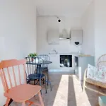 Bed and Breakfast Casa Ortensia Blu Maslianico
