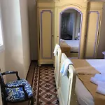 Bed and Breakfast Casa Ortensia Blu Maslianico