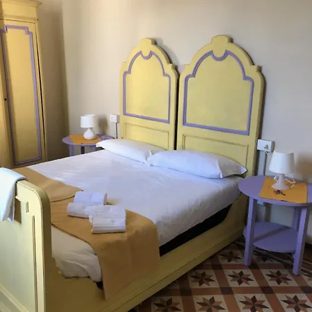 Bed & Breakfast Casa Ortensia Blu 3*